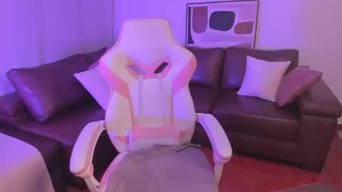 Liah online show from March 2026 09:30:02 PM