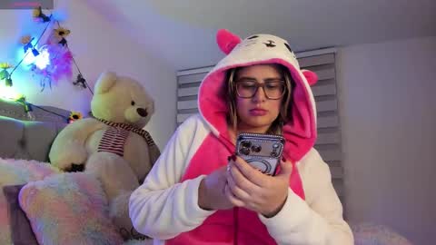 Lia  online show from February 2026 12:34:02 AM