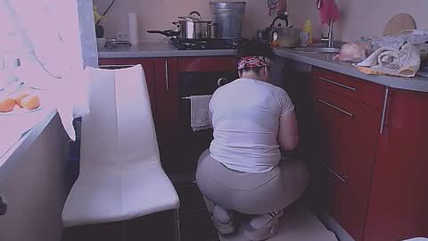 miss Lia  colection for travel online show from April 2026 07:20:01 AM