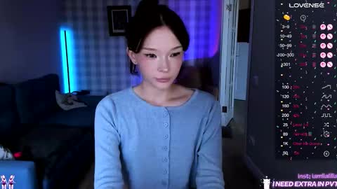 lialilia online show from October 2025 10:46:02 AM