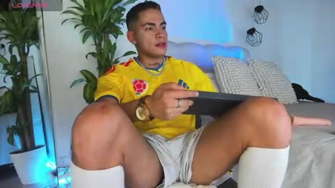 Snapshot of liam__cox chatting on June 2026 08:43:02 PM liam__cox online show from June 2026 08:43:02 PM