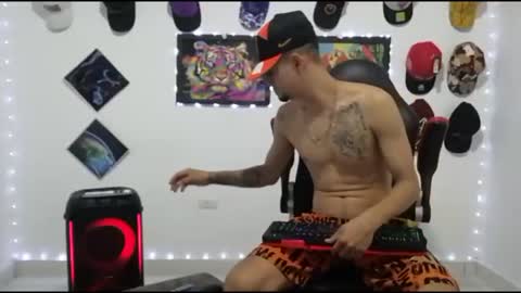 Andres online show from December 2025 10:58:01 PM