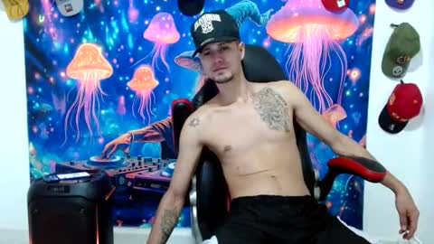 Snapshot of liam_andres12 chatting on July 2026 11:08:02 PM Andres online show from July 2026 11:08:02 PM