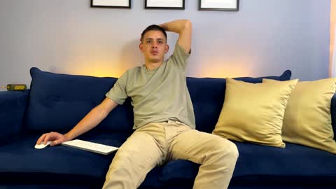 Snapshot of liam_enzho chatting on January 2025 09:58:02 PM Liam online show from January 2025 09:58:02 PM