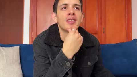 Snapshot of liam_enzho chatting on November 2025 01:21:02 PM Liam online show from November 2025 01:21:02 PM