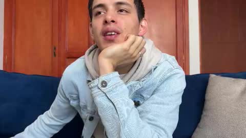 Snapshot of liam_enzho chatting on November 2025 01:11:01 PM Liam online show from November 2025 01:11:01 PM