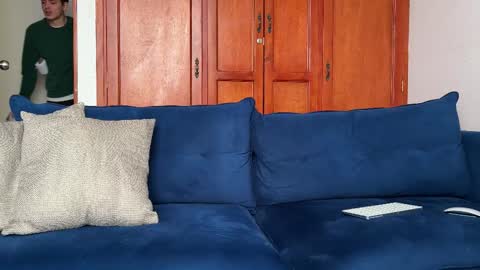 Snapshot of liam_enzho chatting on November 2025 01:34:01 PM Liam online show from November 2025 01:34:01 PM