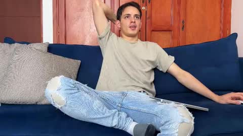 Snapshot of liam_enzho chatting on December 2025 02:44:01 PM Liam online show from December 2025 02:44:01 PM