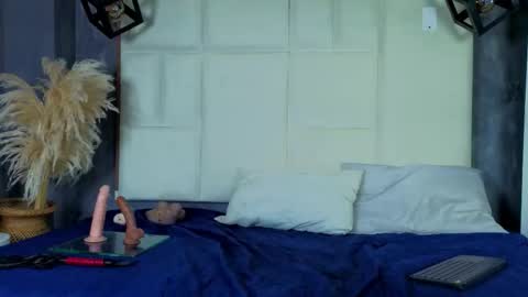 Liam forest  online show from February 2026 05:12:02 AM