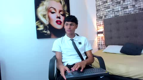 liam_heat1 online show from March 2026 07:46:02 PM