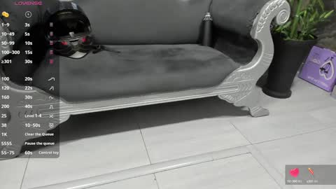 LIAM KLEIN online show from January 2025 11:14:01 AM