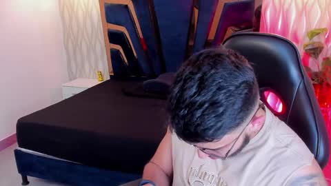 LIAM KLEIN online show from February 2026 08:29:01 PM