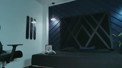 LIAM KLEIN online show from March 2026 11:10:02 AM