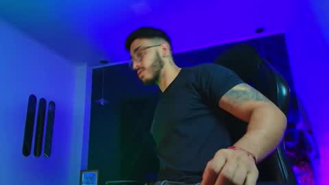 LIAM KLEIN online show from April 2026 11:19:01 AM