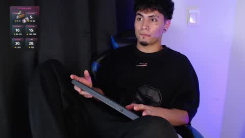 Liam online show from December 2025 03:55:02 AM