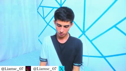 Snapshot of liam_scott77 chatting on November 2025 01:48:01 AM Liam scott77 online show from November 2025 01:48:01 AM