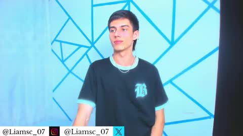 Snapshot of liam_scott77 chatting on November 2025 10:48:02 PM Liam scott77 online show from November 2025 10:48:02 PM