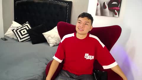 Liam  online show from February 2026 12:08:02 PM