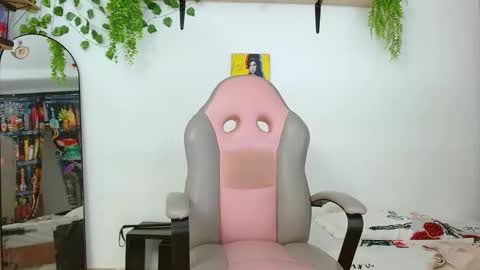 liamxul online show from September 2025 06:00:01 PM