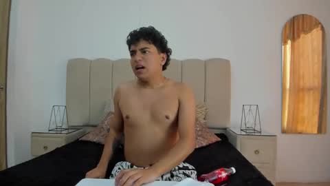 Snapshot of liamandjordan chatting on December 2025 08:14:02 PM LiamANDjordan online show from December 2025 08:14:02 PM