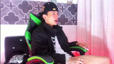 Snapshot of liamblaze chatting on December 2025 12:07:01 AM liamblaze online show from December 2025 12:07:01 AM