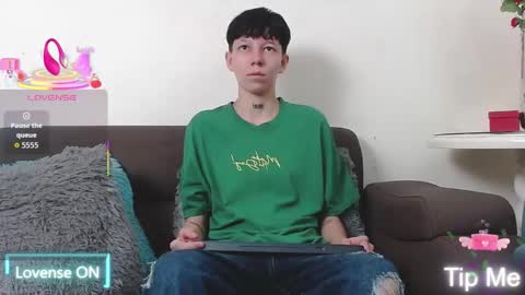 Liam  online show from January 2026 07:18:01 PM