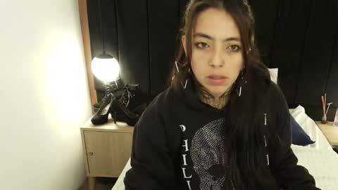 L I A M O N R O E online show from March 2026 12:19:01 PM