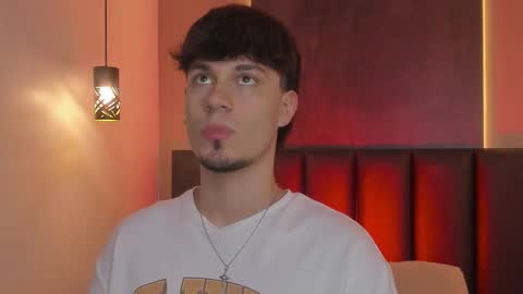 Liam Thunder online show from November 2025 11:58:01 AM