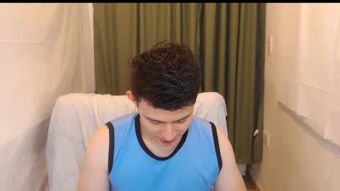 lian_eathan online show from November 2025 09:15:01 PM