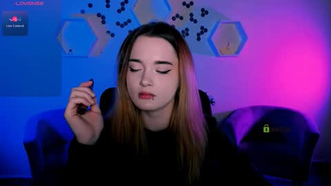 Little Liana  online show from November 2025 08:00:01 PM