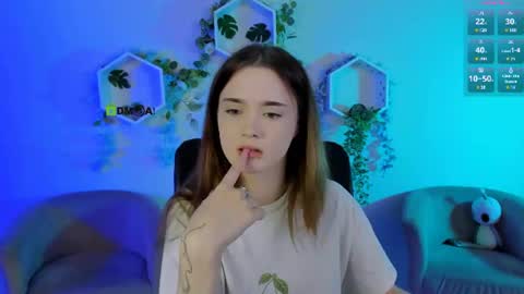 Snapshot of liana_kisses chatting on July 2026 06:45:02 PM Little Liana online show from July 2026 06:45:02 PM