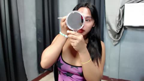 Liane online show from November 2025 11:25:02 PM