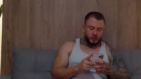 Snapshot of lianjones9 chatting on February 2025 01:46:02 AM lianjones9 online show from February 2025 01:46:02 AM