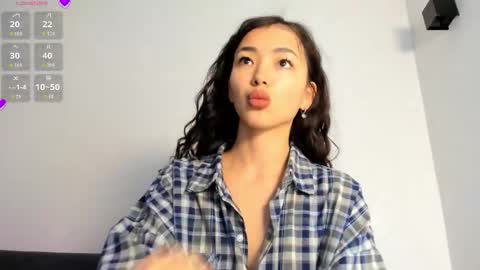 Lian online show from September 2025 07:41:01 AM