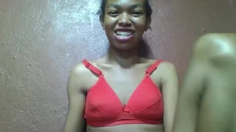 Snapshot of liaraisha chatting on September 2025 07:46:02 AM liaraisha online show from September 2025 07:46:02 AM