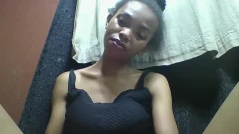 Snapshot of liaraisha chatting on November 2025 07:05:02 PM liaraisha online show from November 2025 07:05:02 PM