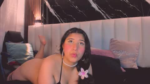 liarossi_ online show from January 2026 05:40:01 PM