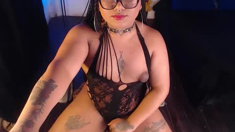 LiaScarlett online show from November 2025 03:17:02 AM