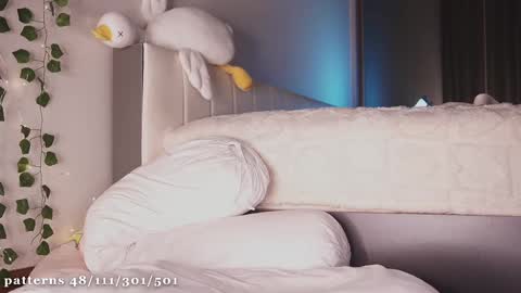 Snapshot of liass_molly chatting on February 2025 03:04:02 PM Molly  you can find Bunny here --  online show from February 2025 03:04:02 PM