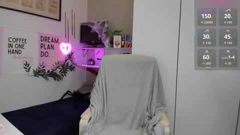 Snapshot of liawoow chatting on November 2025 08:03:01 AM Lia online show from November 2025 08:03:01 AM