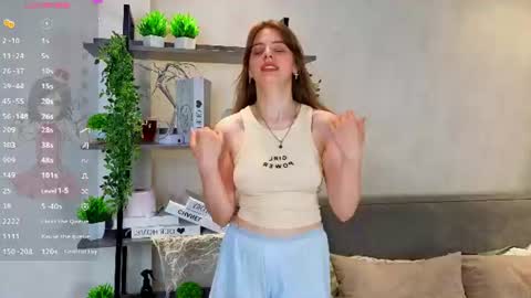 Snapshot of libbienoffsinger chatting on August 2026 01:07:01 AM Ada online show from August 2026 01:07:01 AM