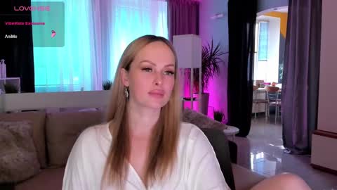 Snapshot of libby_nora chatting on December 2024 11:08:02 AM Libby online show from December 2024 11:08:02 AM