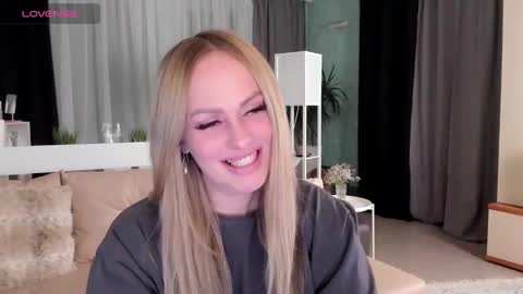 Snapshot of libby_nora chatting on January 2025 05:41:01 PM Libby online show from January 2025 05:41:01 PM