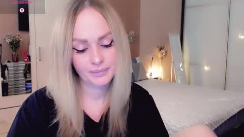 Snapshot of libby_nora chatting on February 2026 09:40:01 AM Libby online show from February 2026 09:40:01 AM