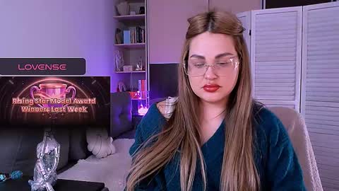 libra_mia online show from January 2026 12:22:02 PM