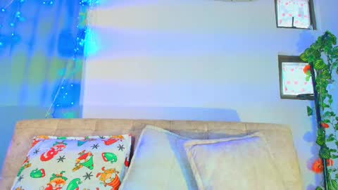 Snapshot of liccy_hall chatting on December 2025 11:38:02 AM Valentina Hall online show from December 2025 11:38:02 AM