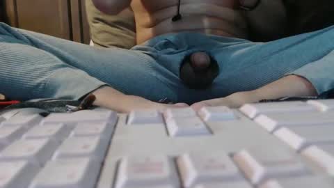 lickurlipz1 online show from March 2025 05:29:01 PM