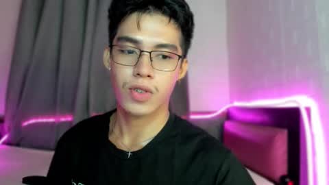 Snapshot of lightjt4 chatting on October 2025 05:57:02 PM Jt online show from October 2025 05:57:02 PM