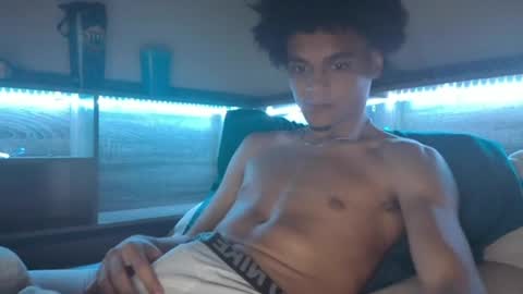 Snapshot of lightskinwithgirth chatting on May 2026 05:01:02 AM lightskinwithgirth online show from May 2026 05:01:02 AM