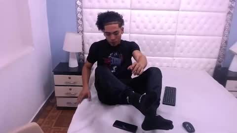 Lihan online show from February 2025 03:53:01 AM